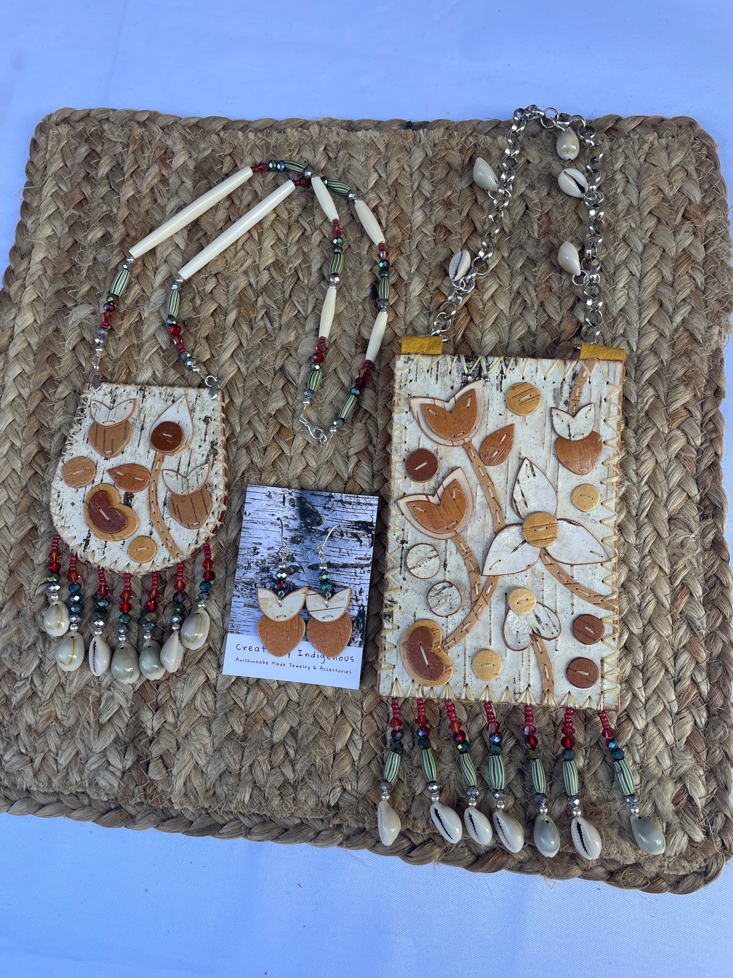 Birchbarkberry and Floral Blooms Set
