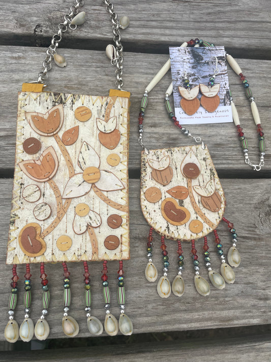 Birchbarkberry and Floral Blooms Set