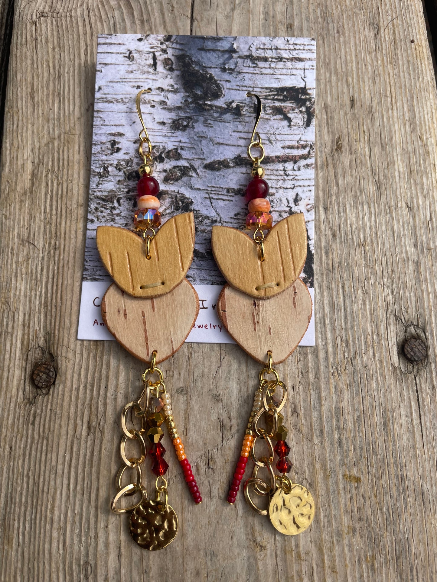 Birchbarkberry Earrings with Lions Paw Shell