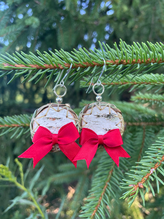 Wiigwaas and Wiingashk Birchbark and Braided Sweet Grass Earrings with Red Bows