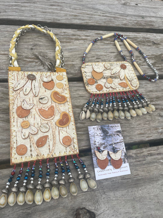 Birchbarkberry and Floral Blooms Set